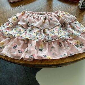 Girls size S Gap skirt, perfect for spring